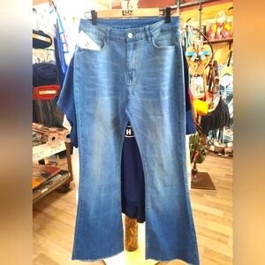 Brand New Hidden Brand Retro jeans